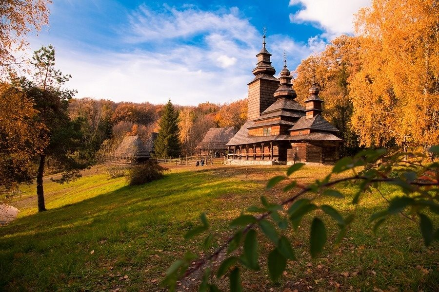 ЗОЛОТА ОСІНЬ У МУЗЕЇ ПИРОГОВА