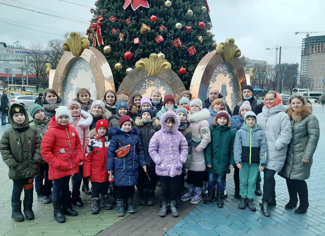 Клавдіївька фабрика ялинкових прикрас та OCEAN PLAZA!!!