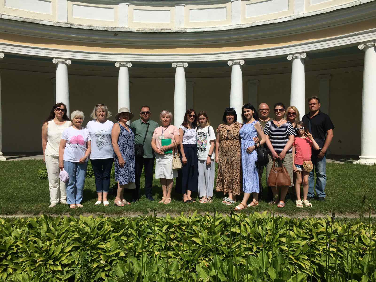 Відпочинок туристів у турі: Парк «Олександрія» + Буки-Буки (маленька Швейцарія на Київщині), 22.06.2024р.
