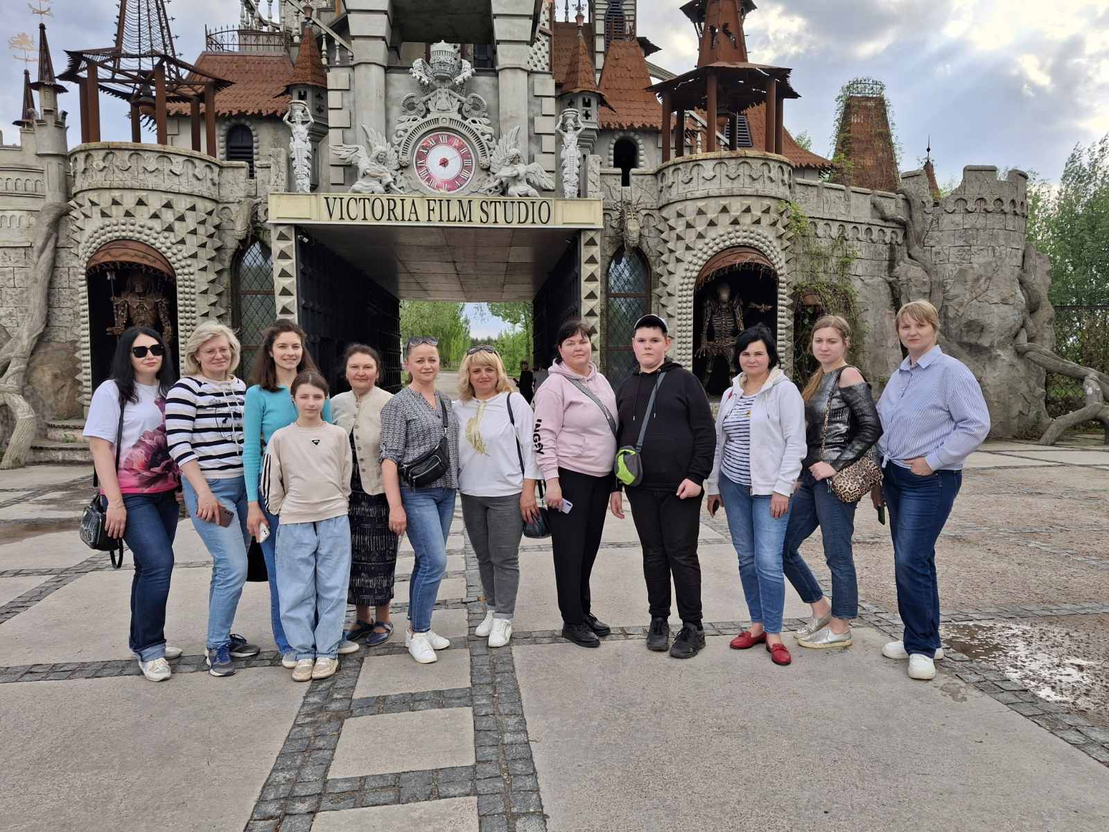 І ЗНОВУ, ВОНИ, ЦВІТІННЯ ТЮЛЬПАНІВ!                                           ВІДПОЧИНОК НАШИХ ТУРИСТІВ 04.05.2025Р.