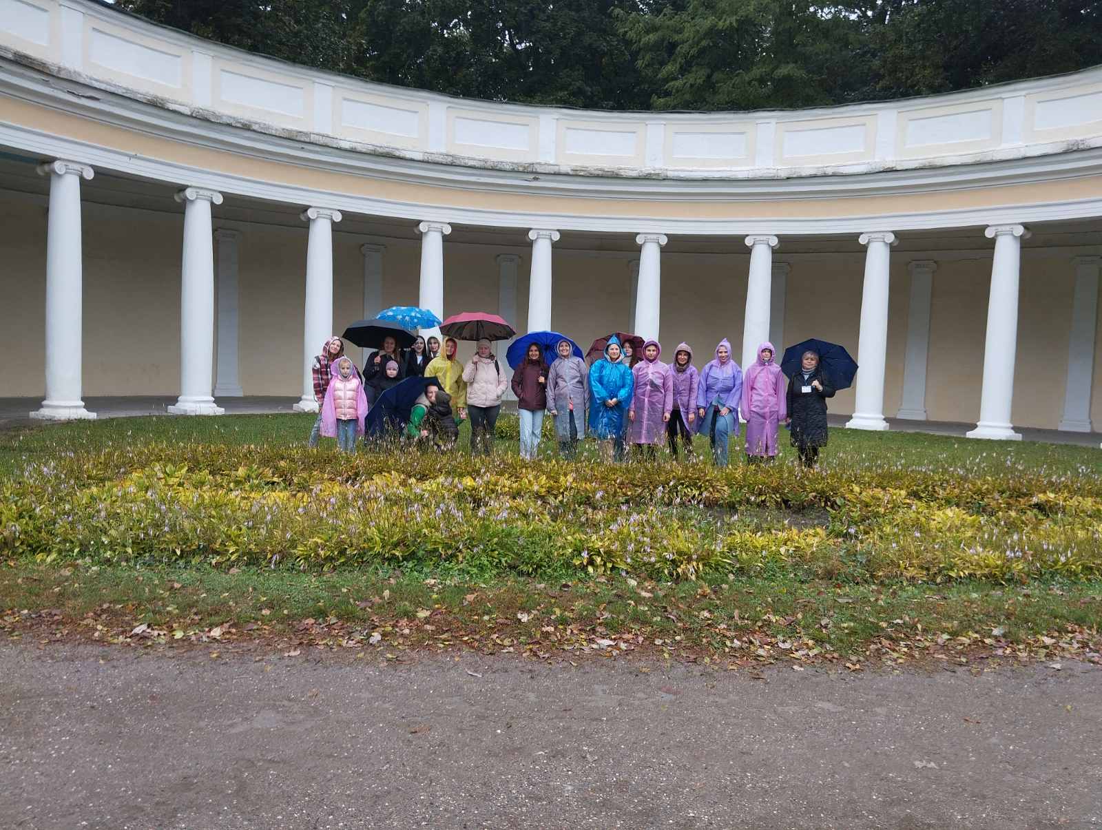 ЕКСКУРСІЙНИЙ ТУР «ПАРК «ОЛЕКСАНДРІЯ» + БУКИ-БУКИ (маленька Швейцарія на Київщині), 05.10.2025р.