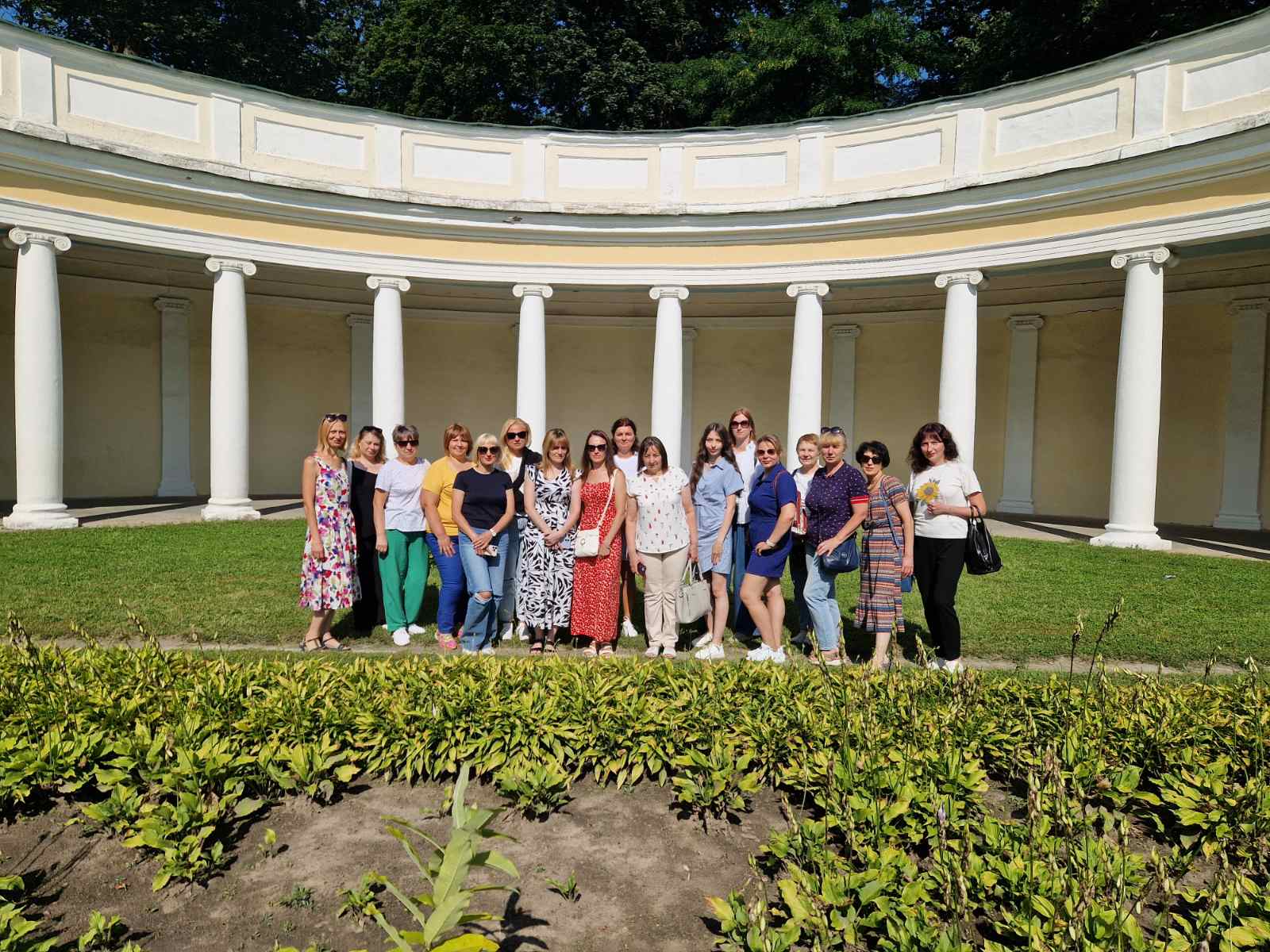 ЕКСКУРСІЙНИЙ ТУР «ПАРК «ОЛЕКСАНДРІЯ» + БУКИ-БУКИ», 09.08.2025р.